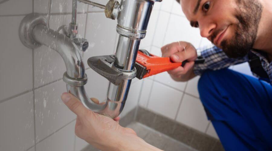 Professional same day plumber services in La Fayette, IL